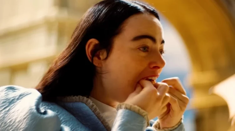 Emma Stone u detyrua të hajë 60 torta portugeze në “Poor Thing”