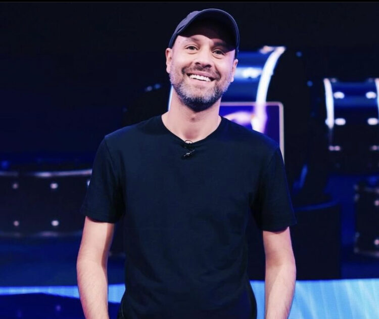 Bledi Strakosha: Meritoni tërhiqet seksualisht ndaj Eglës