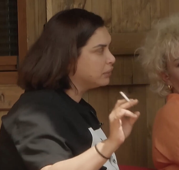 Debat i ashpër mes Glorias dhe Çiljetës: Mu sposto komplet!