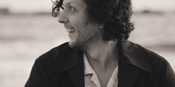 Këngëtari i njohur shqiptar së shpejti do të bëhet baba për herë të parë