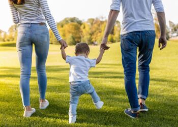 12 prill, Dita Ndërkombëtare e Fëmijës së Vetëm