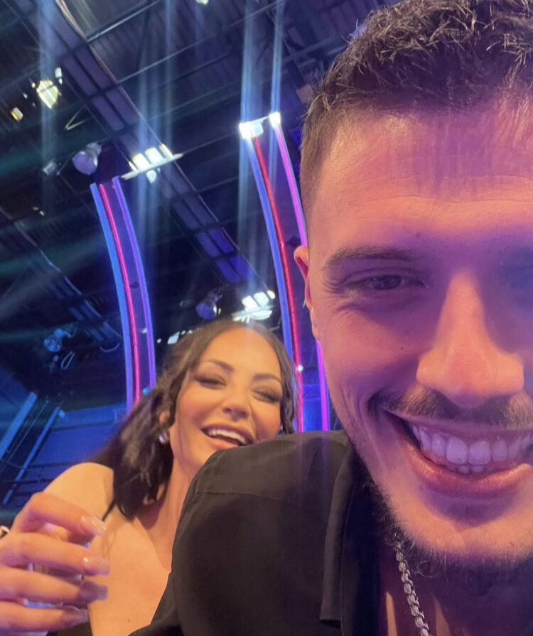 Pas lajmit të Ledjonit,reagon Sara:S’kam faj që e kap ‘Prime-n’ nga shtëpia