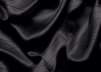 Ngjyra e zezë dhe veçantia e saj