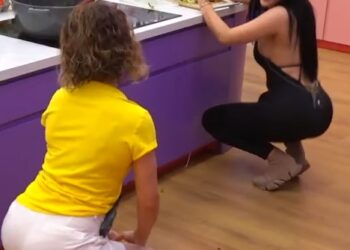 Vigani-shkurtabiq/ Egla dhe Erjola bëjnë “twerk” në kuzhinë