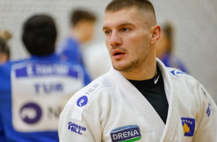 Dhunoi partneren/ Shpallet në kërkim kampioni i xhudos, Akil Gjakova