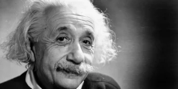 69 vite pa Ajnshtajnin, ikona botërore e fizikës