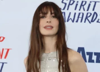 Anne Hathaway flet për varësinë nga alkooli: Kur hoqa dorë, moment historik