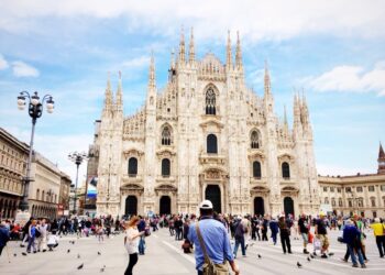 Milano, qyteti i beqarëve: 57% e familjeve përbëhen nga një person