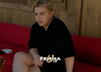 “Nuk kam përjetuar adoleshencë”/ Xhesika: Kam mbajtur familjen që 16 vjeç