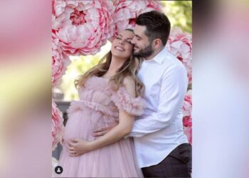 Olta Boka bëhet nënë për herë të dytë, sjell në jetë një djalë