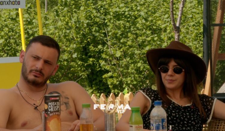 “Dal jashtë, po foli ajo”/ Ditea tregon me emër fermeren që s’e duron dot