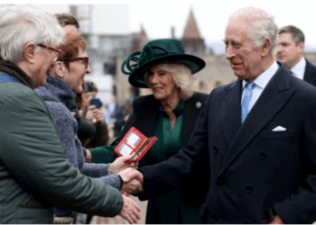 Mbreti Charles III shfaqet për herë të parë pas diagnostikimit me kancer