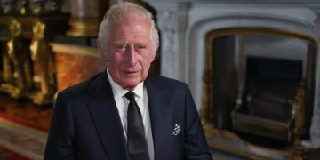 Mbreti Charles në gjendje të rëndë, planet e pallatit për funeralin e tij