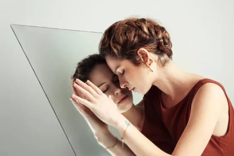 Pse duhet të ndalojmë së etiketuari të tjerët ‘toksikë’?