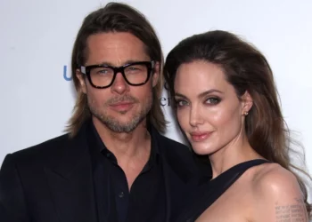 “Më plasi pas muri”/ Pitt i përgjigjet Jolie pas akuzave: Je hipokrite