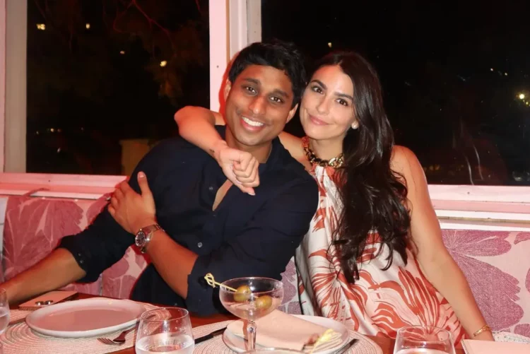 Avionë privat dhe të famshëm! Brenda dasmës së miliarderit në Egjipt