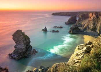 Një nga fshatrat më të bukur në Angli, ja çfarë duhet të dini për Cornwall