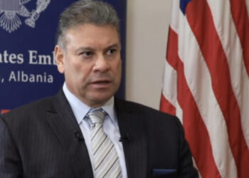 Escobar/ Ambasada e SHBA në Kosovë sponsorizoi linçimin e gazetarit