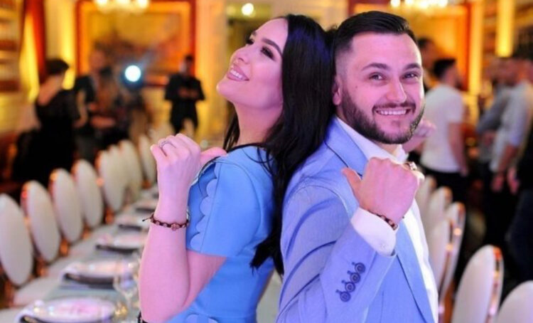 Besi Kallaku ‘thumbon’ Xhensilën me këngën e tij të re?