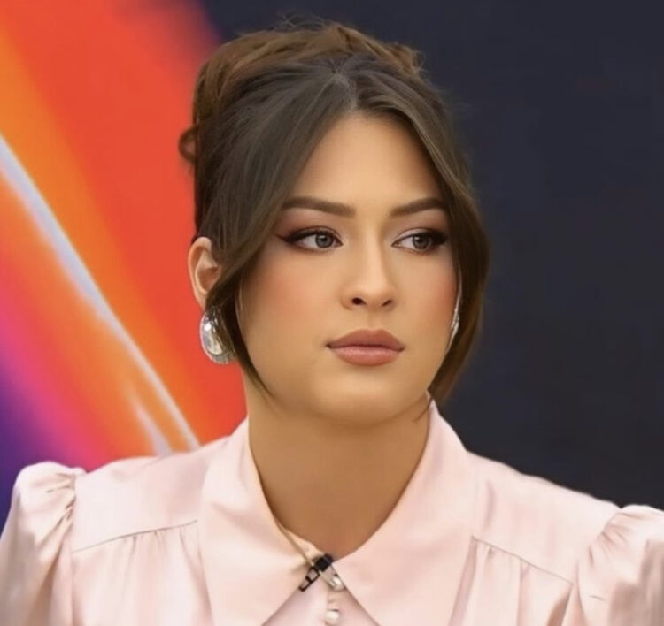 “Charlie e do mamin fituese”/Françeska surprizohet nga i biri në ‘Big Love’