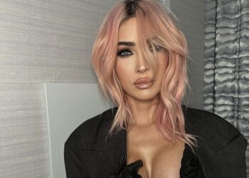 Gjejeni sa vjeç mbush sot Megan Fox?