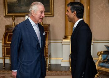 Kalojnë dhe Mbretin, Sunak dhe Murty në listën e personave më të pasur