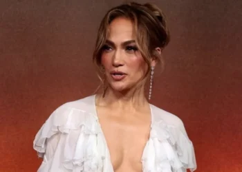 “Po na vjedh fytyrat”/ Jennifer Lopez: Inteligjenca Artificiale është e frikshme