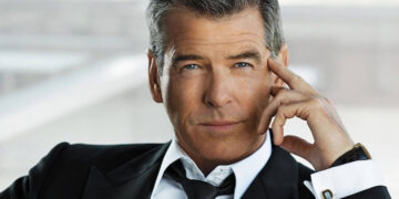 S’keni për ta njohur, Brosnan transformohet në xhirimet e filmit të ri