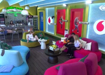 “Dy finalistët po flenë gjumë”/ Kë po komentojnë Graciano dhe Françeska?