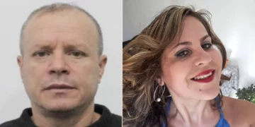 U masakrua me thikë nga burri, Enkelejda përcillet sot në banesën e fundit