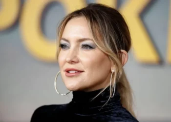 Kate Hudson drejt altarit me partnerin e saj, Danny Fujikawa