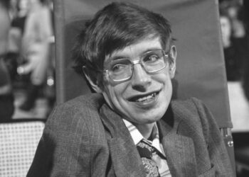 Astrofizikanti më i madh/ Për çfarë është i njohur Stephen Hawking?