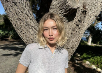 Pas shumë kohësh, Gigi ndan fotografi me të voglën e saj