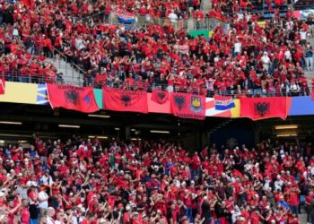 Nuk u aktivizua asnjë minutë në Europian, shpërthen babai i lojtarit të Kombëtares