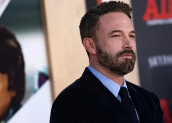 Kirurgu i operacioneve estetike: Ben Affleck po plaket nga stresi
