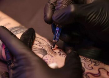 Studimi i ri lidh tatuazhet me rrezikun ndaj kancerit