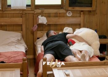 Ç’po ndodh me Baby G dhe Dijonisin ? Dyshja të përqafuar në krevat së bashku