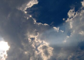 Shtrëngata dhe breshër, nesër moti merr kthesë, ja zonat që preken nga reshjet