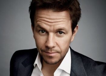 Një nga aktorët më të paguar në botë, s’do ta besoni sa vjeç mbush sot Mark Wahlberg