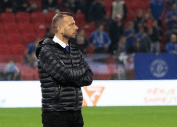 Zyrtare, Bledi Shkëmbi trajneri i ri i KF Tiranës