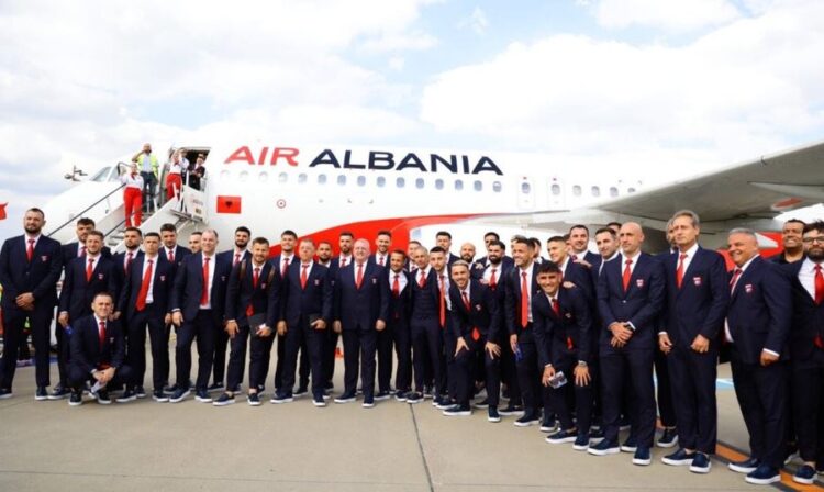 Euro 2024/ Kombëtarja mbërrin në Gjermani