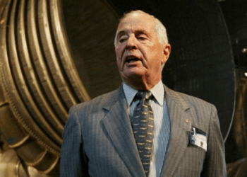 Vdes astronauti Bill Anders, autori i fotografisë më ikonike të Tokës