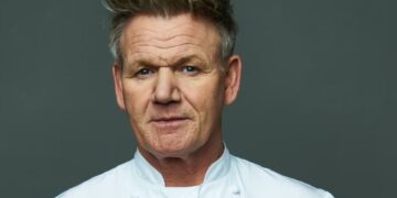 “Nuk do të isha këtu”/ Gordon Ramsay i mbijeton aksidentit të rëndë