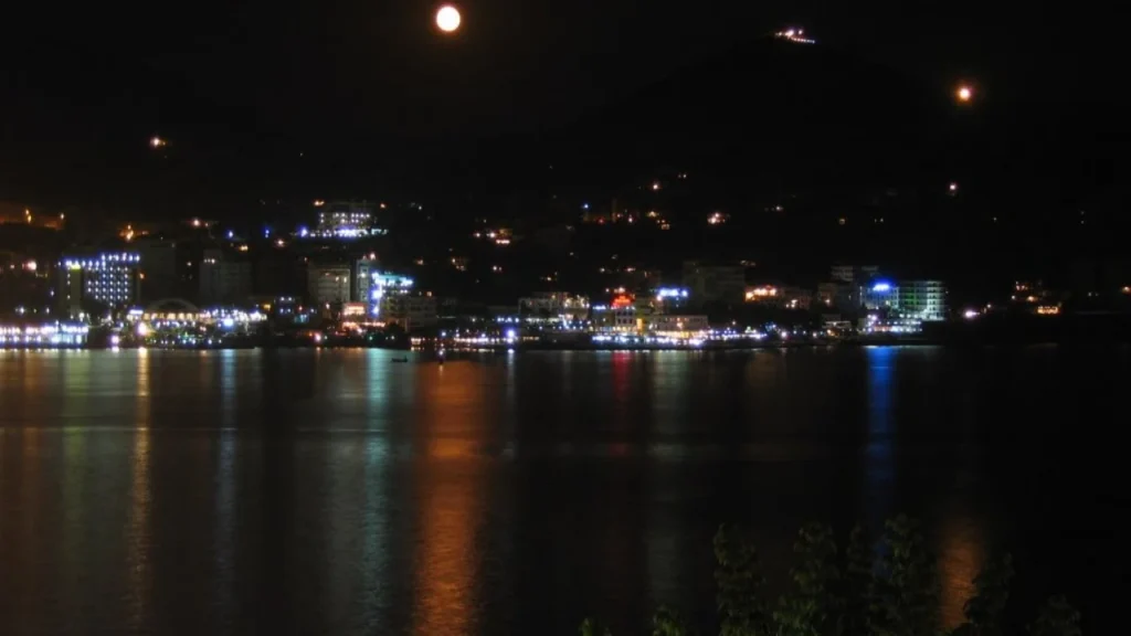 Shpërthim i fuqishëm në anijen në portin e Sarandës, një i plagosur