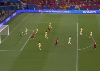 Shqipëria shumë afër golit, luhen minutat e fundit me Spanjën