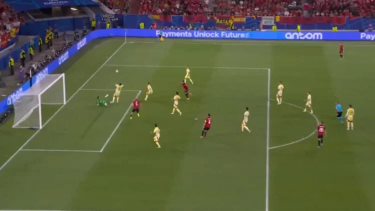 Shqipëria shumë afër golit, luhen minutat e fundit me Spanjën