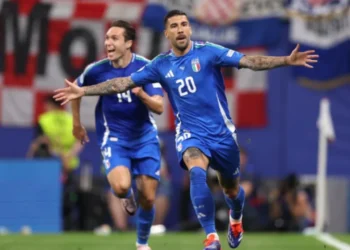 Barazim, Italia rrëmben një pikë dhe eliminon Kroacinë