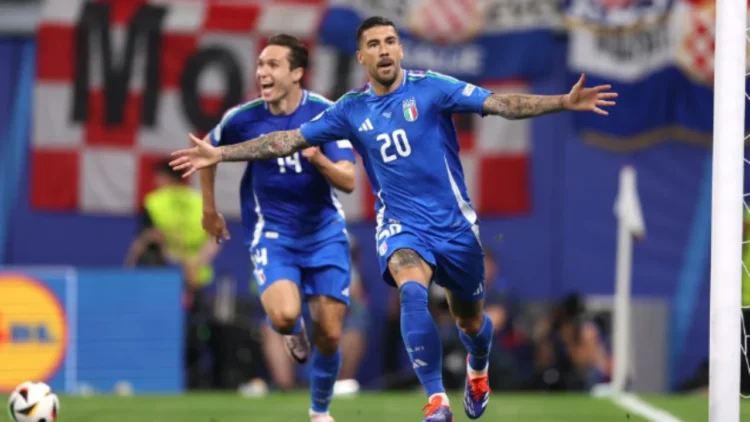 Barazim, Italia rrëmben një pikë dhe eliminon Kroacinë