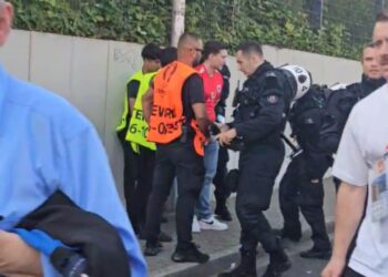 Pak minuta para startit të sfidës, policia gjermane arreston tifozin shqiptar