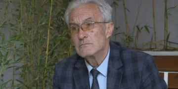 Ndërroi jetë në moshën 76-vjeçare, zhvillohen homazhet për poetin Agim Doçi